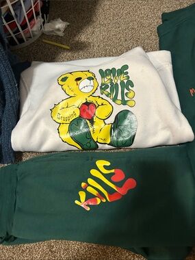 Love Kills Graphic Kids Sweatshirt - White & Green sweat suit. Jogger&hoodie